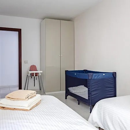 Modern Spacious 3 Bedroom Near The * Эль-Медано